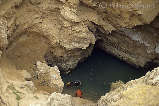 Looking for blind fishes